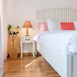 Studio T By Mrg Apartments